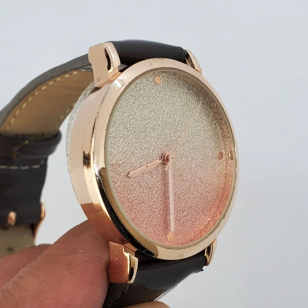 Minimalist Women's‎ Watch 36MM Gold Tone Case Brown Leather Bands New Battery